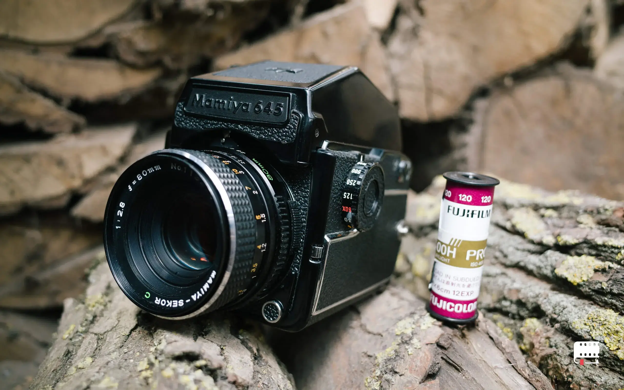 Mamiya M645 1000s