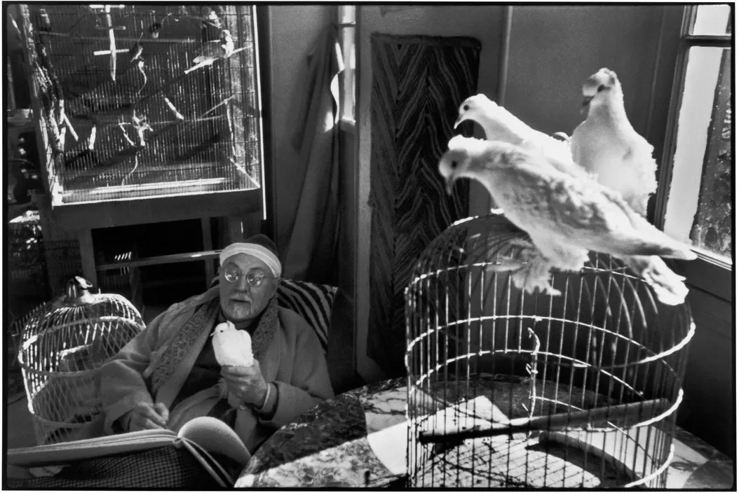 Maliar Henri Matisse doma vo Vence, Francúzsko 1944 (© Henri Cartier-Bresson / Magnum Photos)